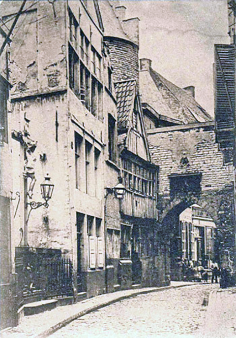 Een oude foto van de Herentalsebaan.