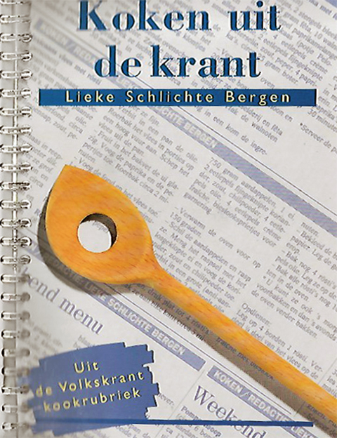 Het boek Koken uit de Krant.