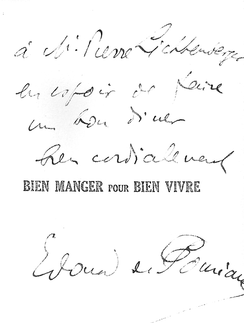 Het titelblad van Pomiane's 'Bien Manger pour Bien Vivre' met en opdracht van hem.